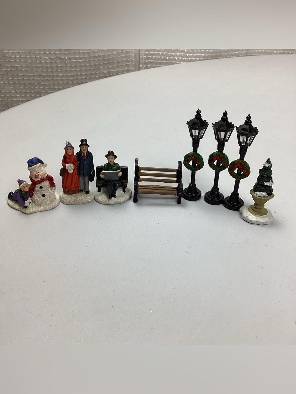 8 Piece Christmas Holiday Village Assessories Figurines